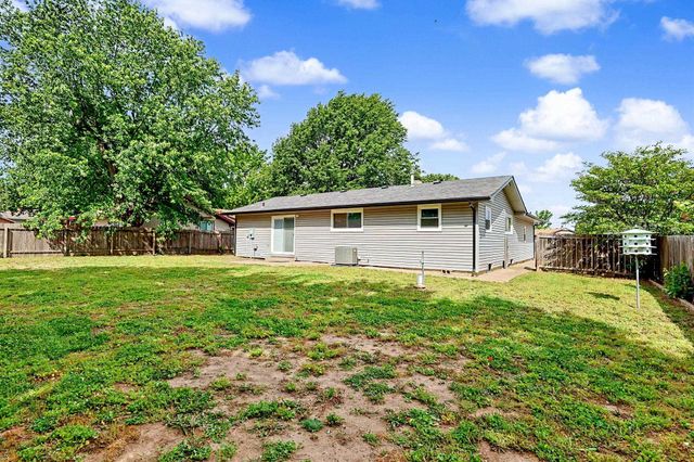 440 N Linden, Haysville, KS 67060