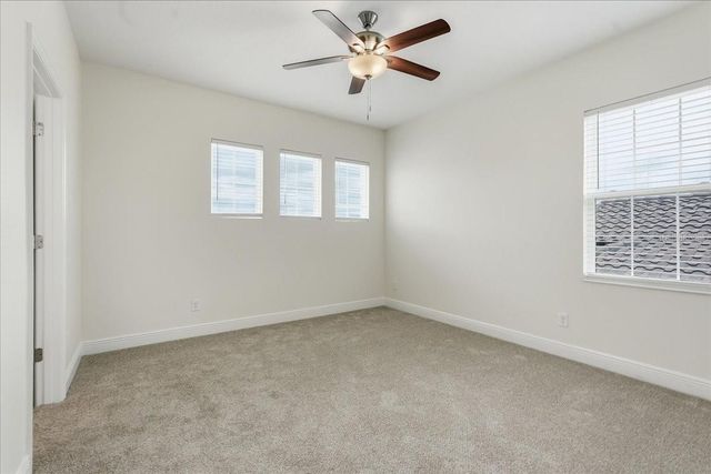 11232 RUSTIC TIMBER LOOP, San Antonio, FL 33576