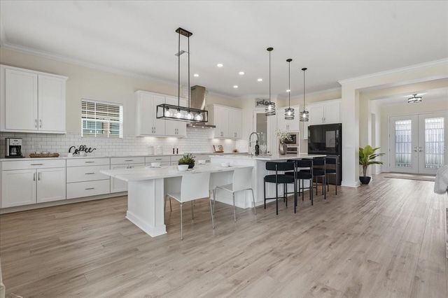 11232 RUSTIC TIMBER LOOP, San Antonio, FL 33576