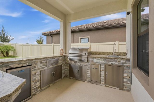 11232 RUSTIC TIMBER LOOP, San Antonio, FL 33576