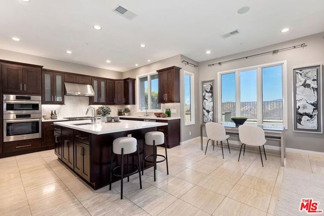 16694 Calle Arbolada, Los Angeles, CA 90272
