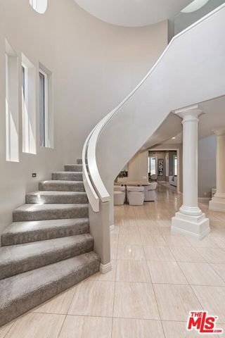 16694 Calle Arbolada, Los Angeles, CA 90272