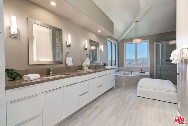 16694 Calle Arbolada, Los Angeles, CA 90272