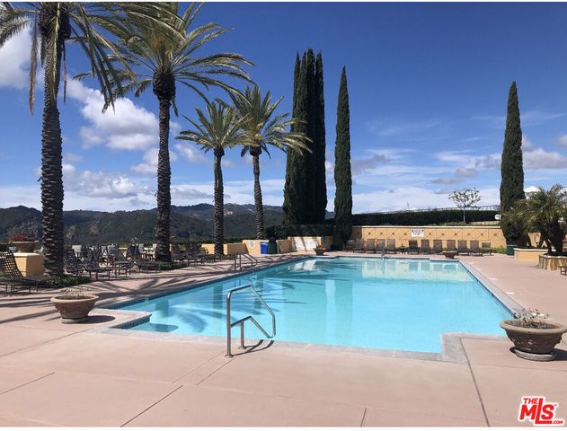 16694 Calle Arbolada, Los Angeles, CA 90272