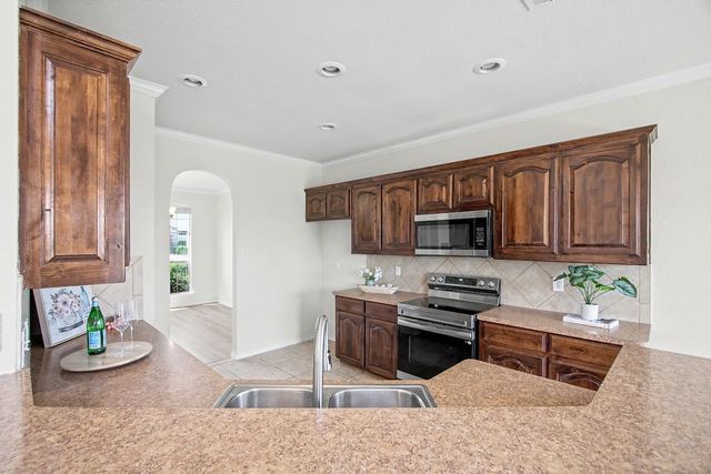 4816 Willow Branch Court, Fort Worth, TX 76036