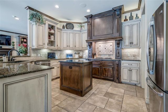 8041 NW 134th Terrace, Oklahoma City, OK 73142