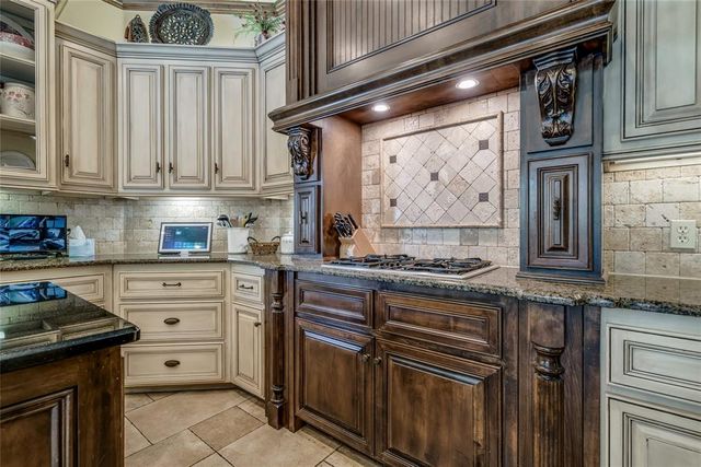 8041 NW 134th Terrace, Oklahoma City, OK 73142