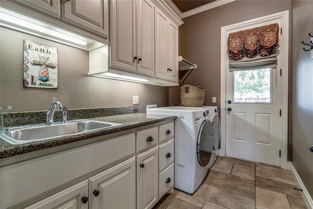 8041 NW 134th Terrace, Oklahoma City, OK 73142
