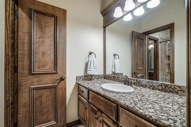 8041 NW 134th Terrace, Oklahoma City, OK 73142