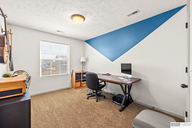 8226 N 162nd Street, Bennington, NE 68007