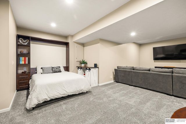 8226 N 162nd Street, Bennington, NE 68007