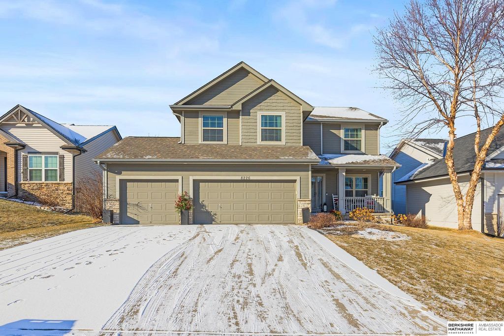 8226 N 162nd Street, Bennington, NE 68007