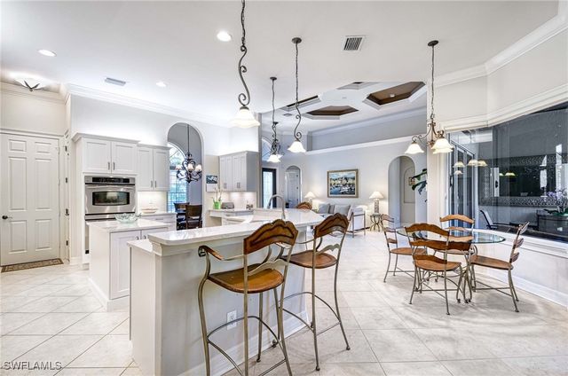 3002 Crayton RD, Naples, FL 34103