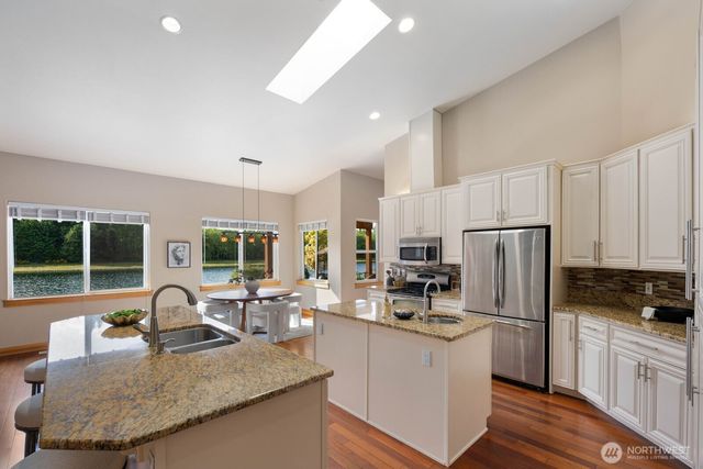 8405 Ski View Lane SW, Olympia, WA 98512