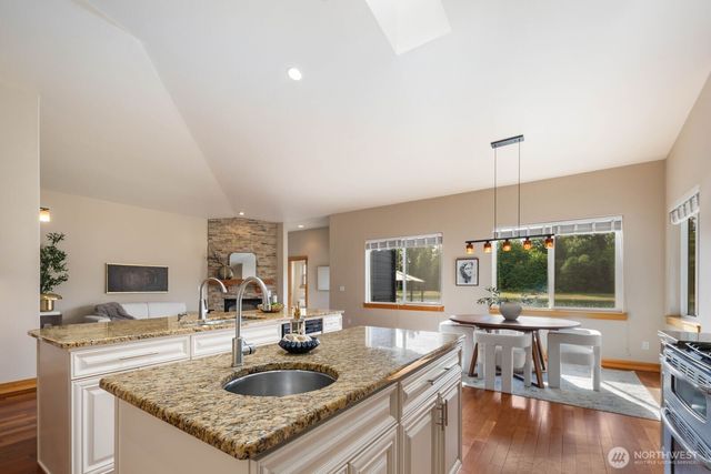 8405 Ski View Lane SW, Olympia, WA 98512