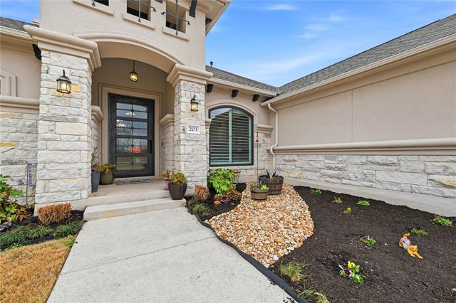 201 Miranda WAY, Georgetown, TX 78633