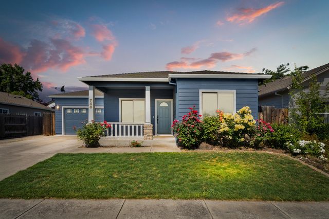 748 Ivern Drive, Central Point, OR 97502