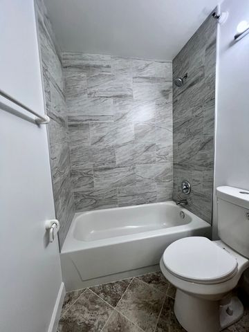 3660 N Lake Shore Drive 2513, Chicago, IL 60613