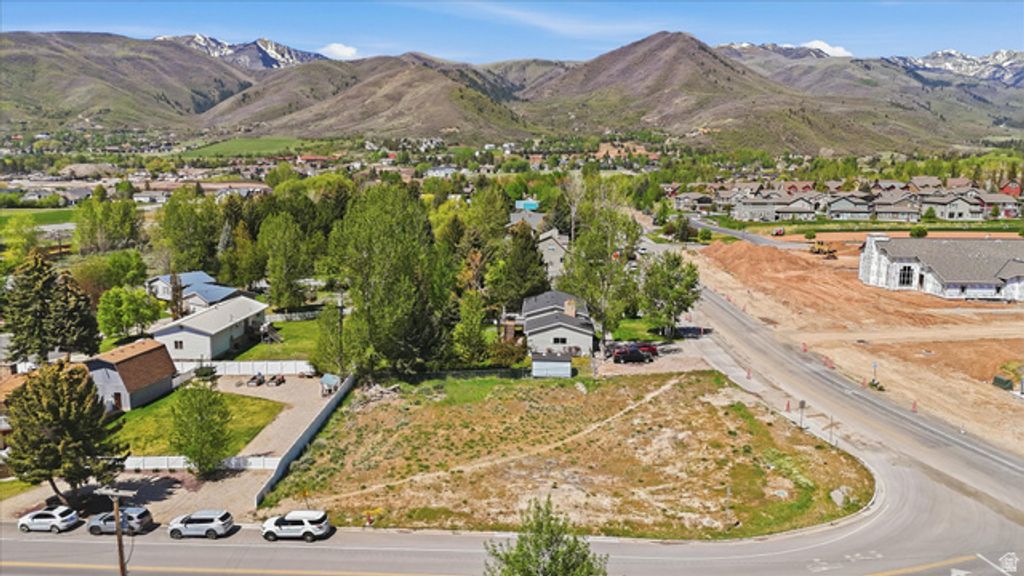 Image 5 of property listing at 123 W 1050 N # 41, Midway, UT 84049
