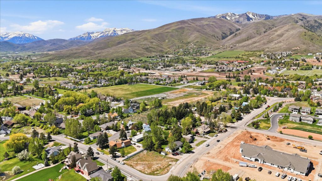 Image 7 of property listing at 123 W 1050 N # 41, Midway, UT 84049
