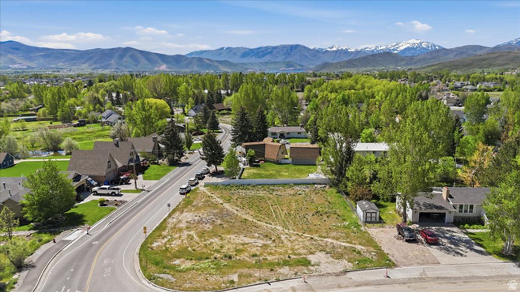 Image 8 of property listing at 123 W 1050 N # 41, Midway, UT 84049