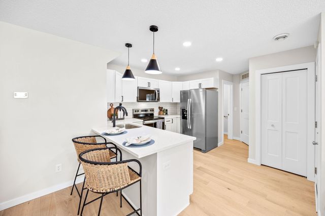 17343 Gettysburg Way, Lakeville, MN 55044