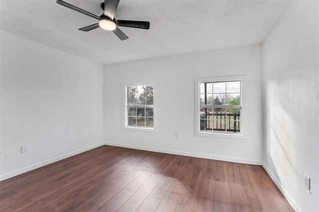 385 Alta Vista DR, Bastrop, TX 78602