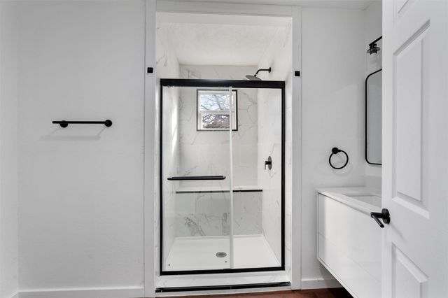 385 Alta Vista DR, Bastrop, TX 78602