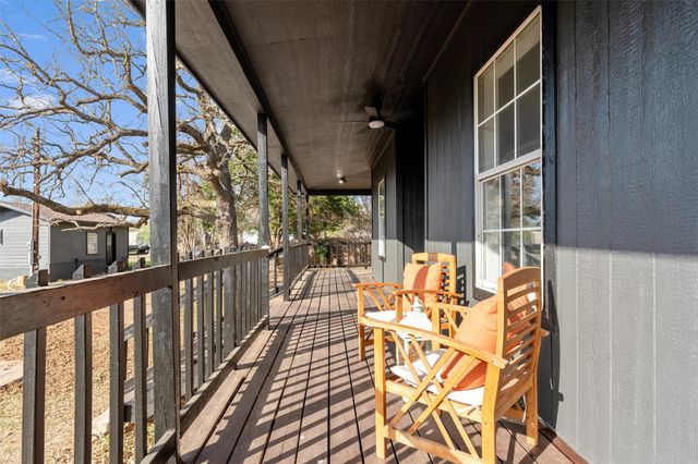 385 Alta Vista DR, Bastrop, TX 78602