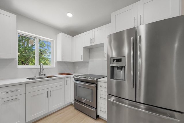 636 NW 5th Street Street, Boynton Beach, FL 33435