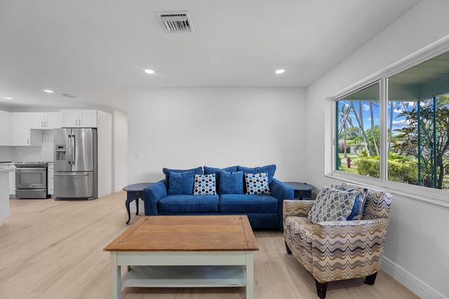 636 NW 5th Street Street, Boynton Beach, FL 33435