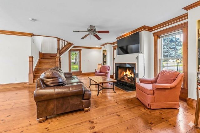 238 Seminary Avenue, Manchester, VT 05254