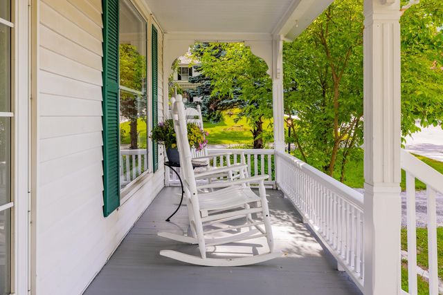 238 Seminary Avenue, Manchester, VT 05254