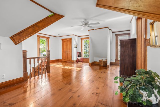 238 Seminary Avenue, Manchester, VT 05254