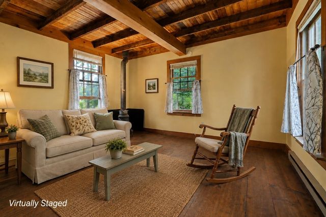 238 Seminary Avenue, Manchester, VT 05254