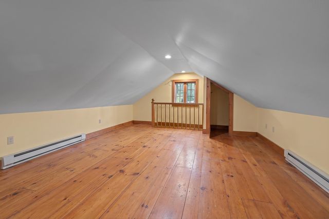 238 Seminary Avenue, Manchester, VT 05254