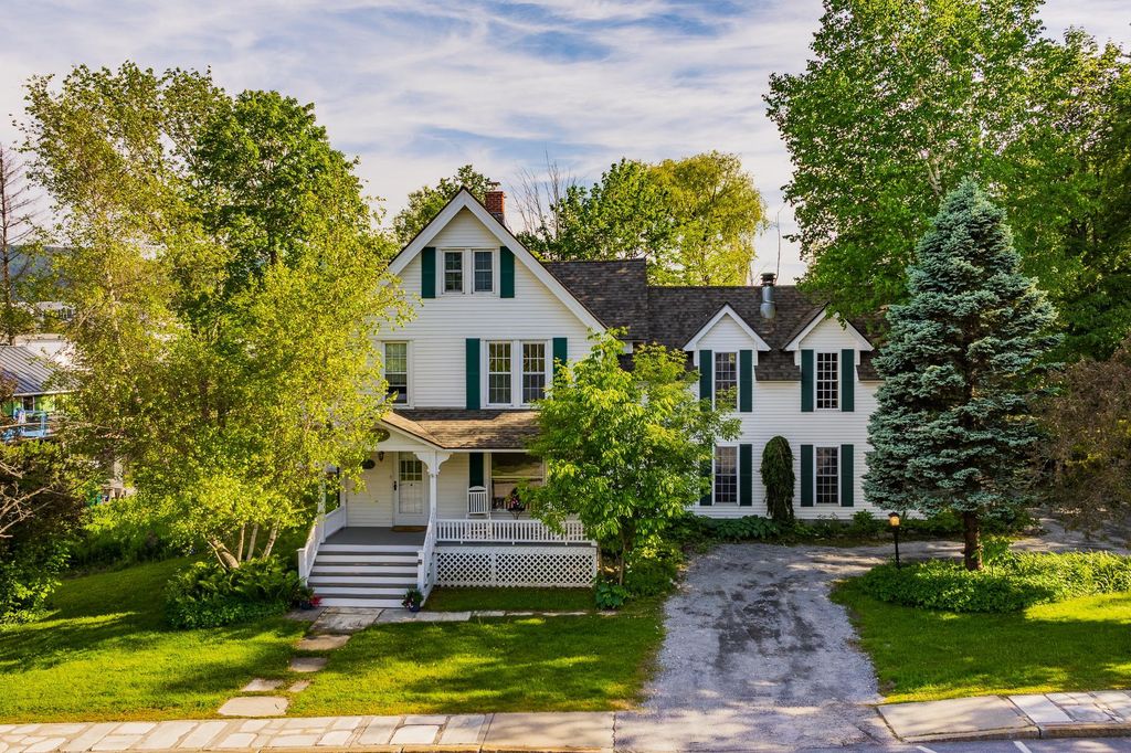 238 Seminary Avenue, Manchester, VT 05254