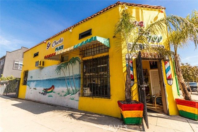 1425 W Jefferson, Los Angeles, CA 90007