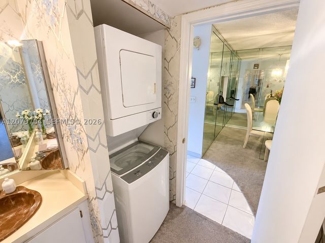 1751 NW 75th Ave 303, Plantation, FL 33313