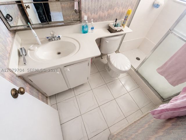 1751 NW 75th Ave 303, Plantation, FL 33313