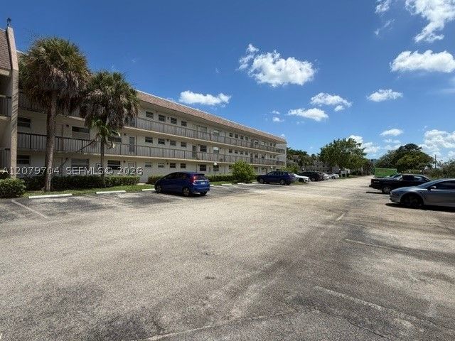 1751 NW 75th Ave 303, Plantation, FL 33313