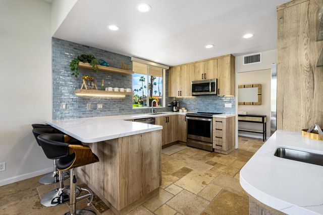 76705 Sandpiper Drive, Indian Wells, CA 92210