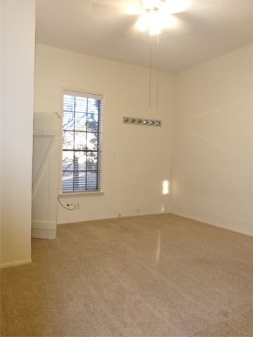 1519 S Highway 67 Road, Cedar Hill, TX 75104