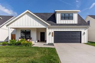 2930 Green Hills Drive, Ames, IA 50014