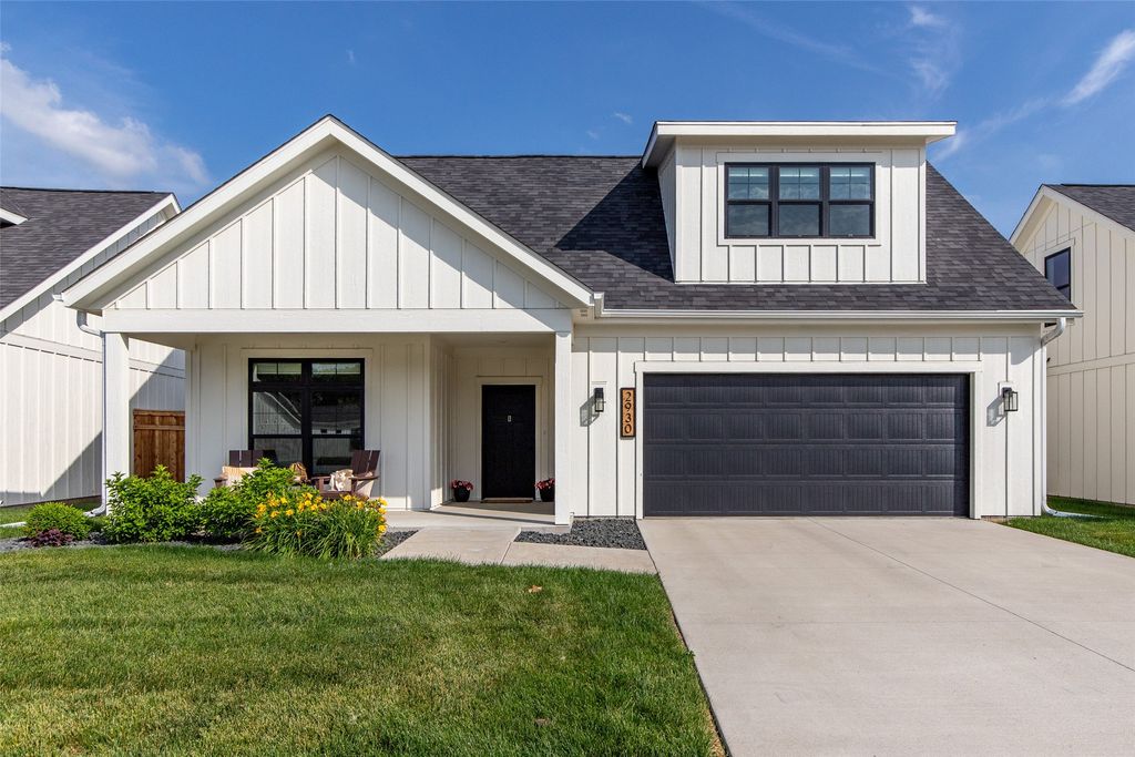 2930 Green Hills Drive, Ames, IA 50014
