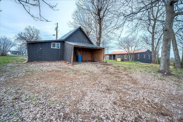 535 Twin Lakes Drive, Lancaster, KY 40444