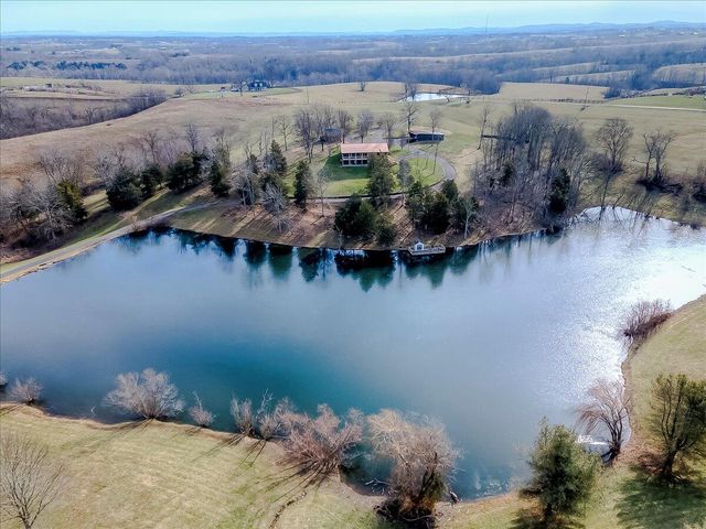535 Twin Lakes Drive, Lancaster, KY 40444