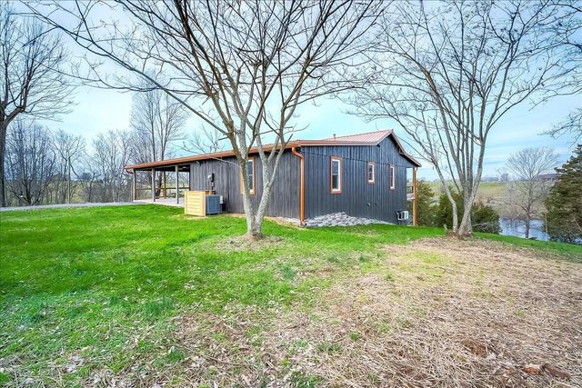 535 Twin Lakes Drive, Lancaster, KY 40444