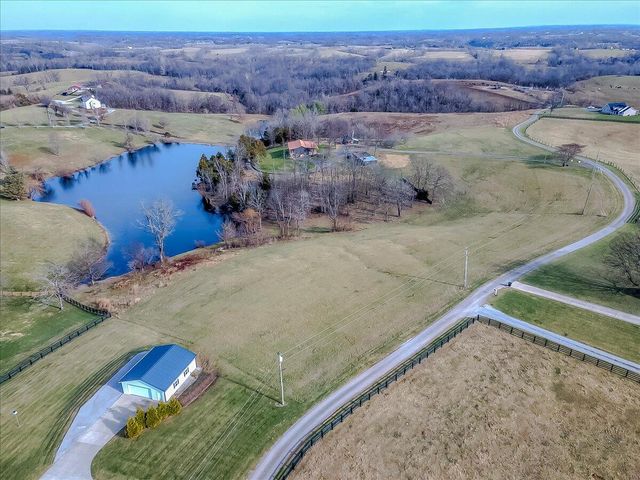 535 Twin Lakes Drive, Lancaster, KY 40444