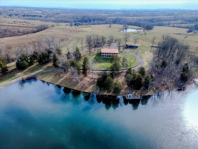 535 Twin Lakes Drive, Lancaster, KY 40444